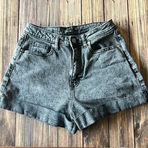 Wild Fable Super High-Rise Rolled Cuff Gray Shorts 4